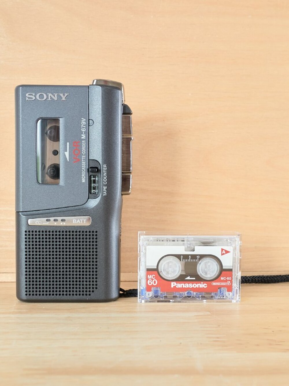 Sony M-679V Microcassette Recorder VOR Voice Activated Tested Working